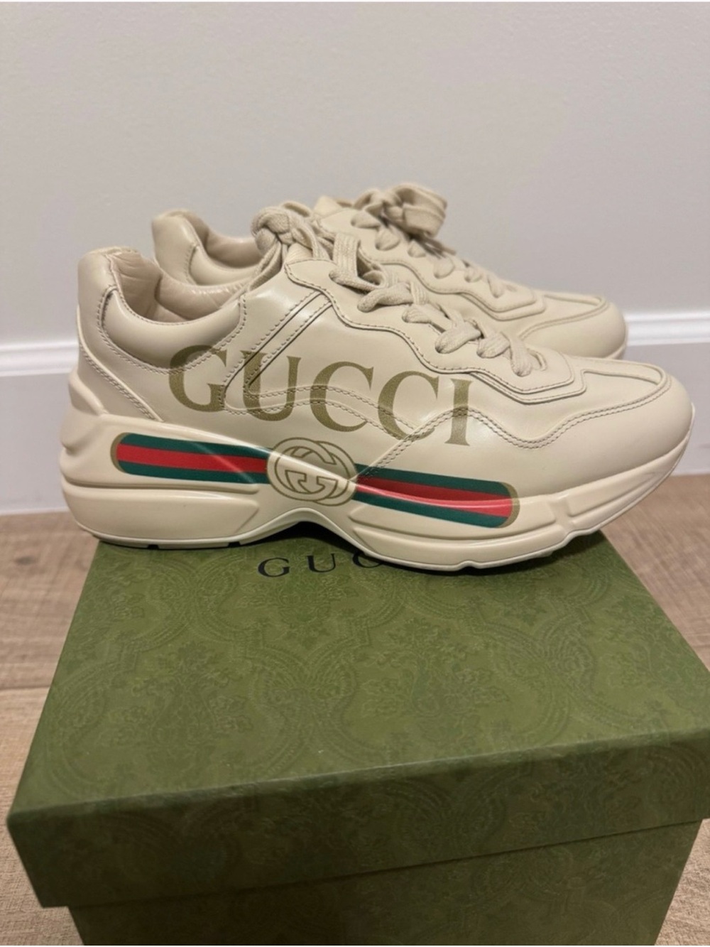 Gucci Beige Canvas Logo Dust Bags Set